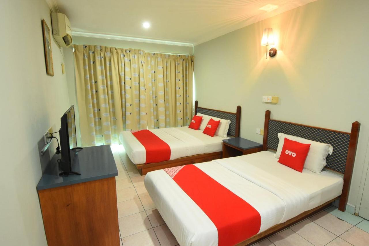 Oyo 89642 Highway Inn Mukah Exterior foto